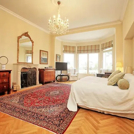 Luxury Location In Quiet Area *